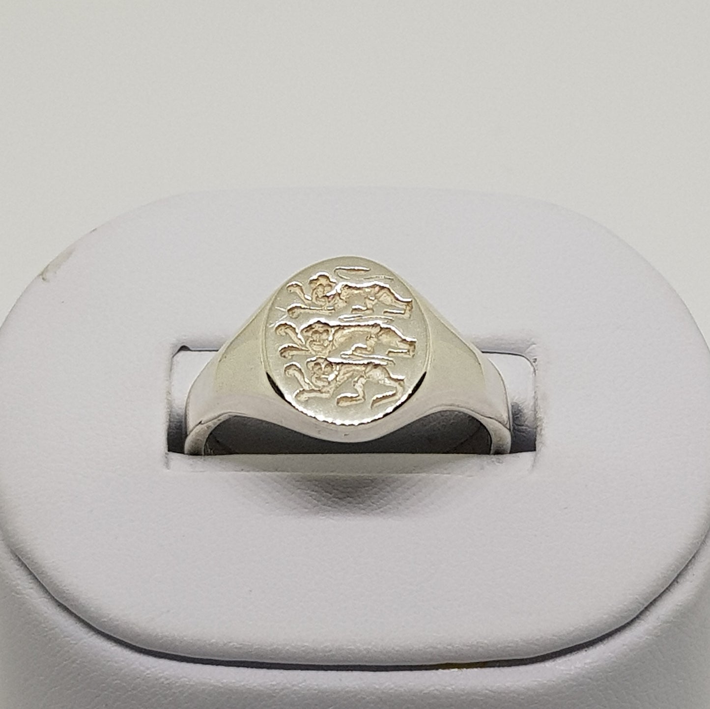 Heavyweight Mens Silver Signet Ring Three Lions England image 0